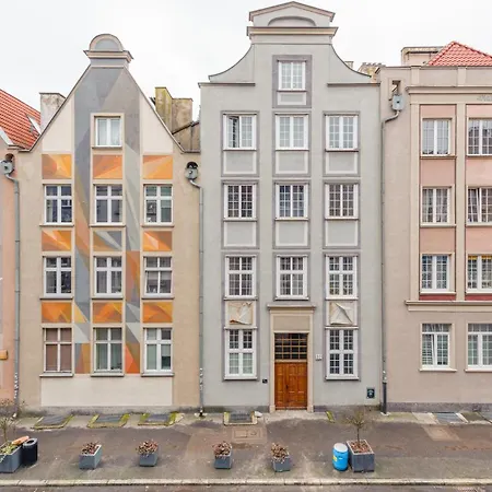 Old Town Gdansk, Sun & Snow * 그단스크