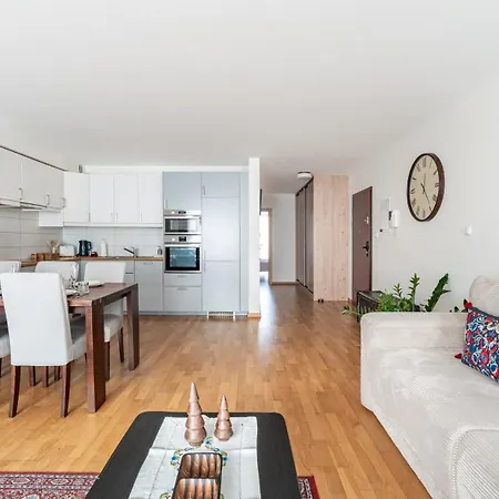 Old Town Gdansk, Sun & Snow