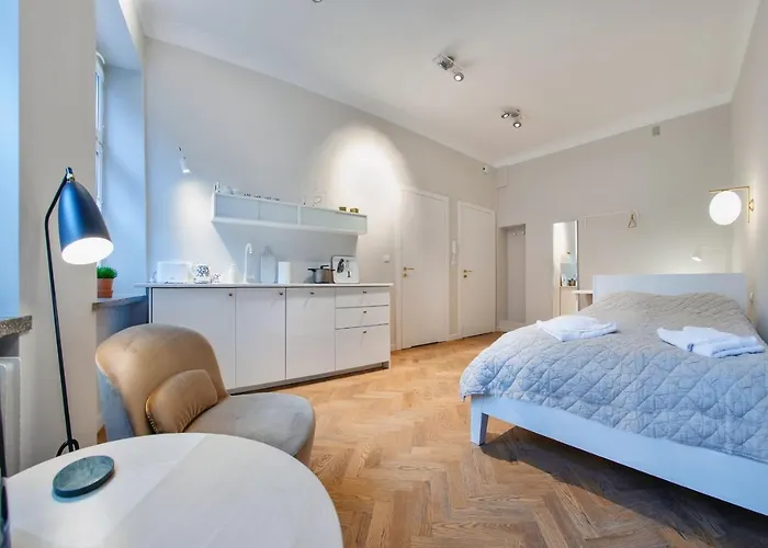 Old Town Gdansk, Sun & Snow グダニスク