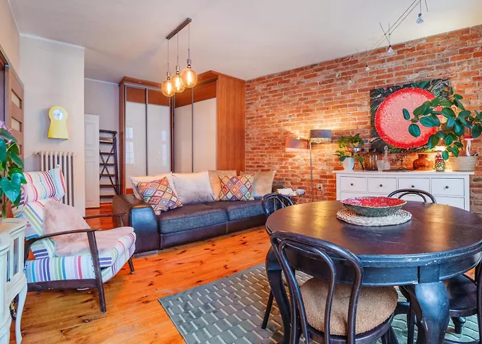 Old Town Gdansk, Sun & Snow