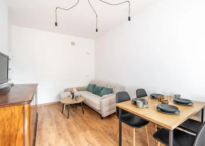 Old Town Gdansk, Sun & Snow *